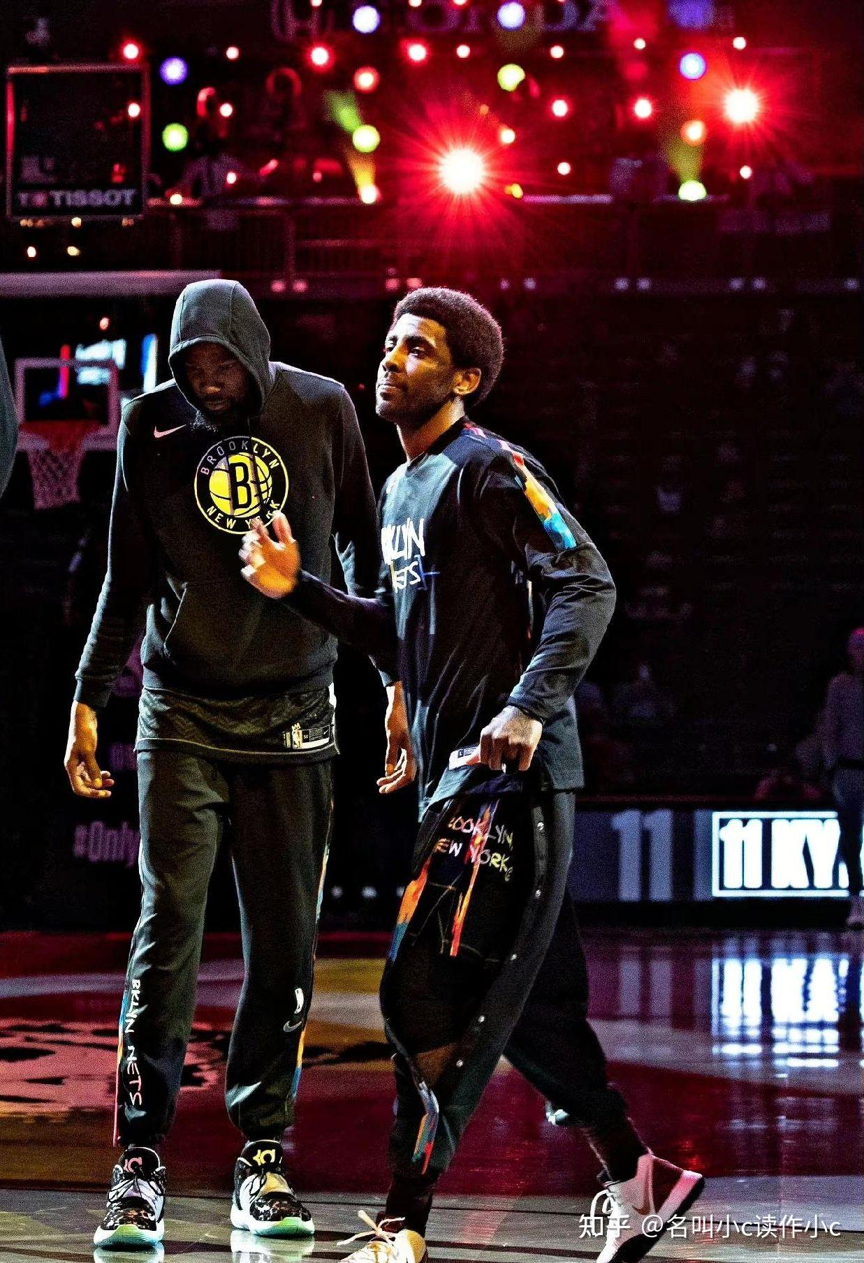 世的背景下 世的背景下