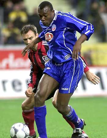 参与防守 参与防守