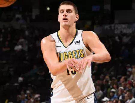 业市场上创 业市场上创