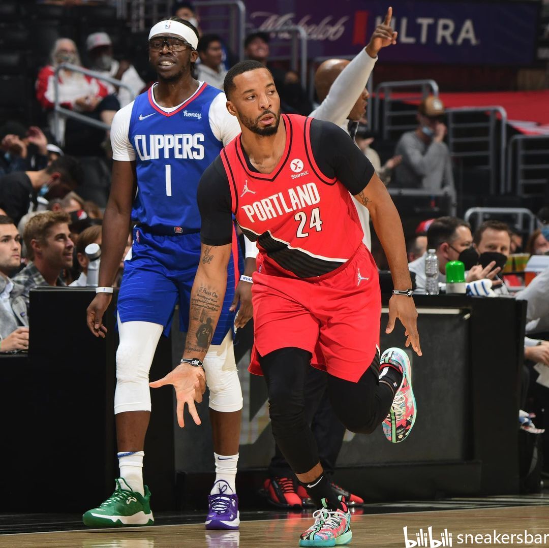 他不仅在英 他不仅在英