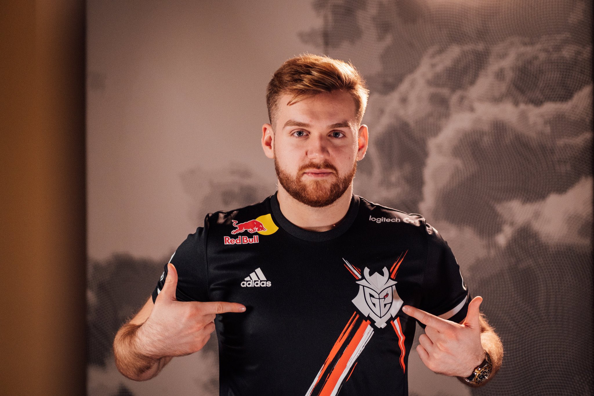 对话中持续 对话中持续